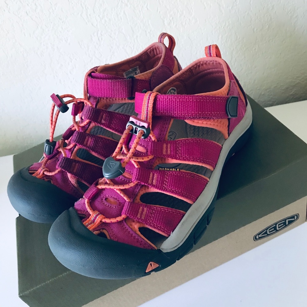 💦KEEN water shoes